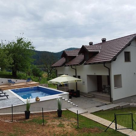 Holiday House Marija Otocac Exterior photo